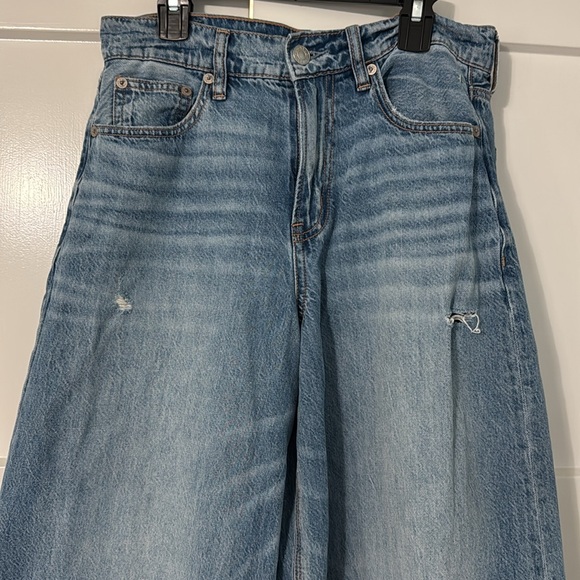 American Eagle jeans! - Picture 2 of 8